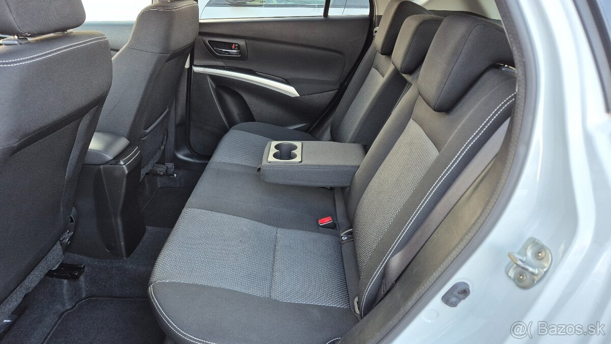 Suzuki SX4 S-Cross 1.6 DDiS Elegance 4WD - 9