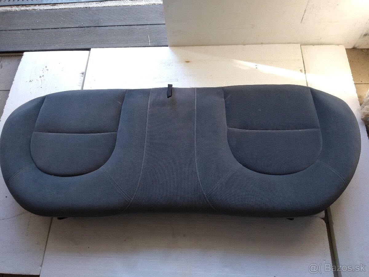 SAAB 900 sedan sedadlá - 9