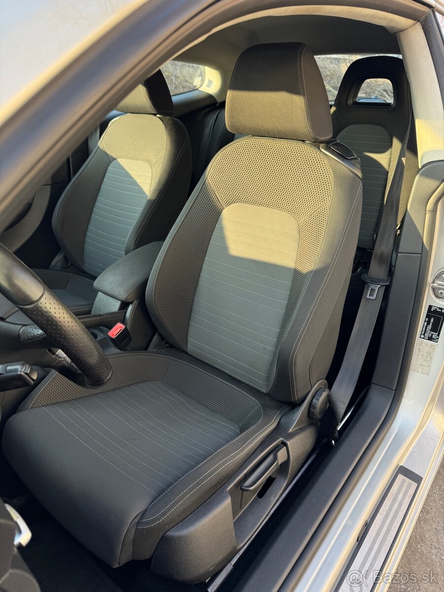 Volkswagen Scirocco 2.0TDI 2010rok - 9