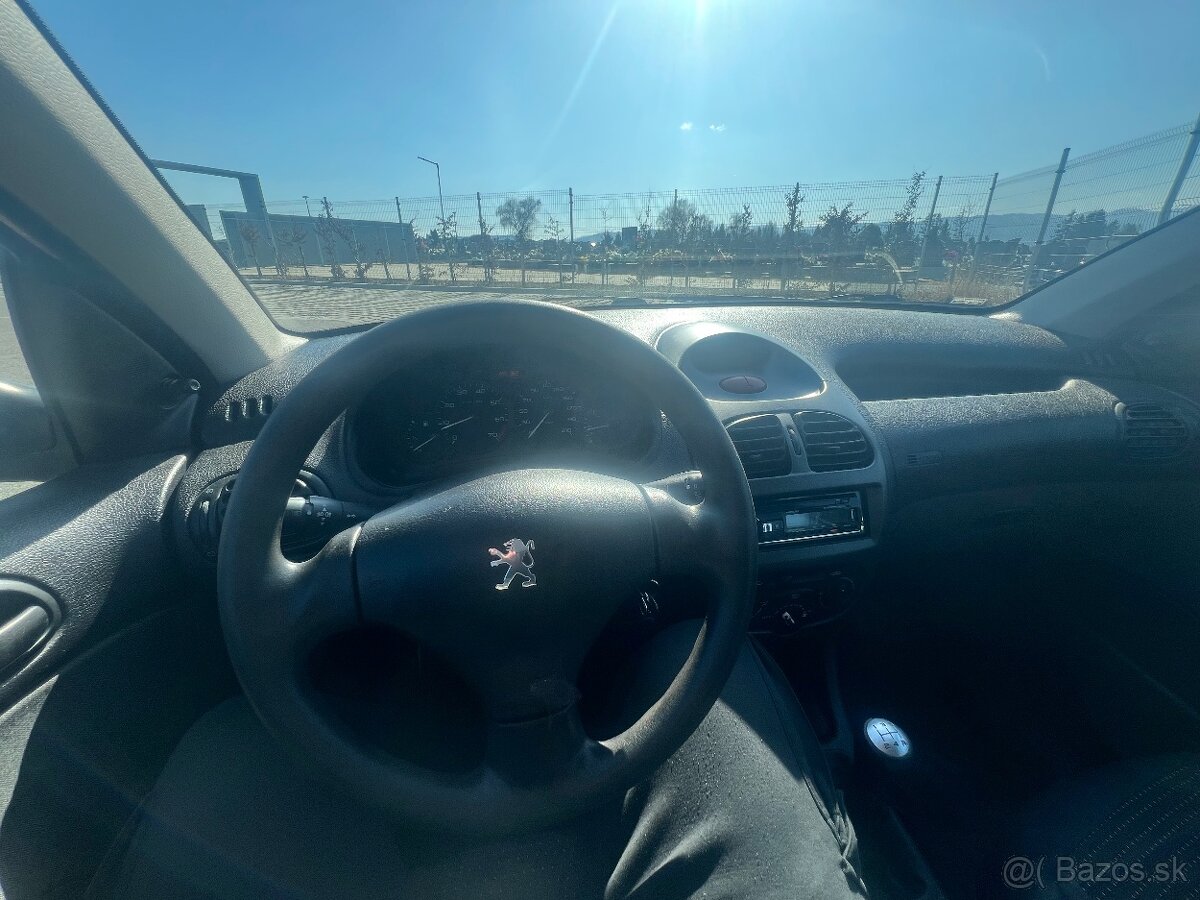 Predám Peugeot 206SW 1.4 55kw - 9