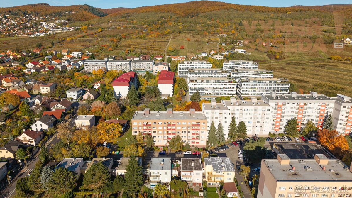 VYMEŇ SUSEDA - VÝNIMOČNÝ 3 IZB. BYT S DVOMI LOGGIAMI, VYHĽA - 9