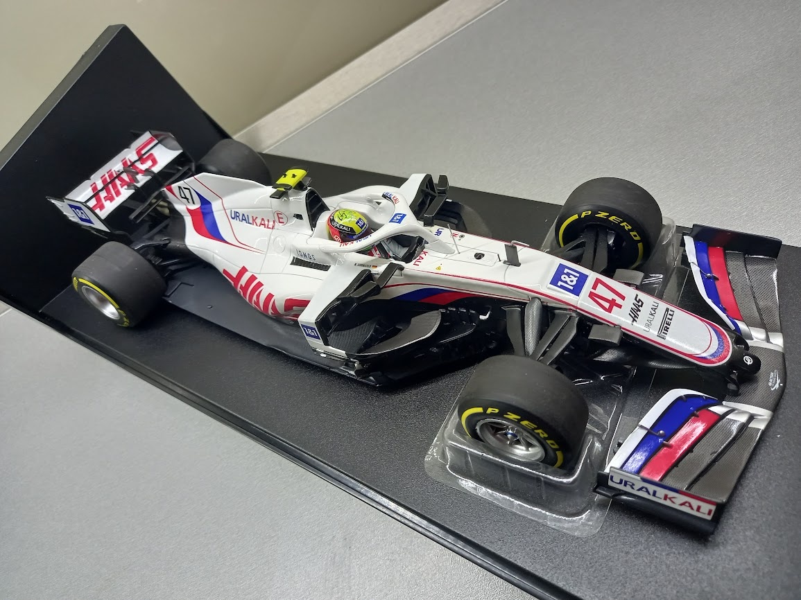 F1 URALKALI HAAS VF-21 GP BAHRAIN 2021 MICK SCHUMACHER 1:18 - 9