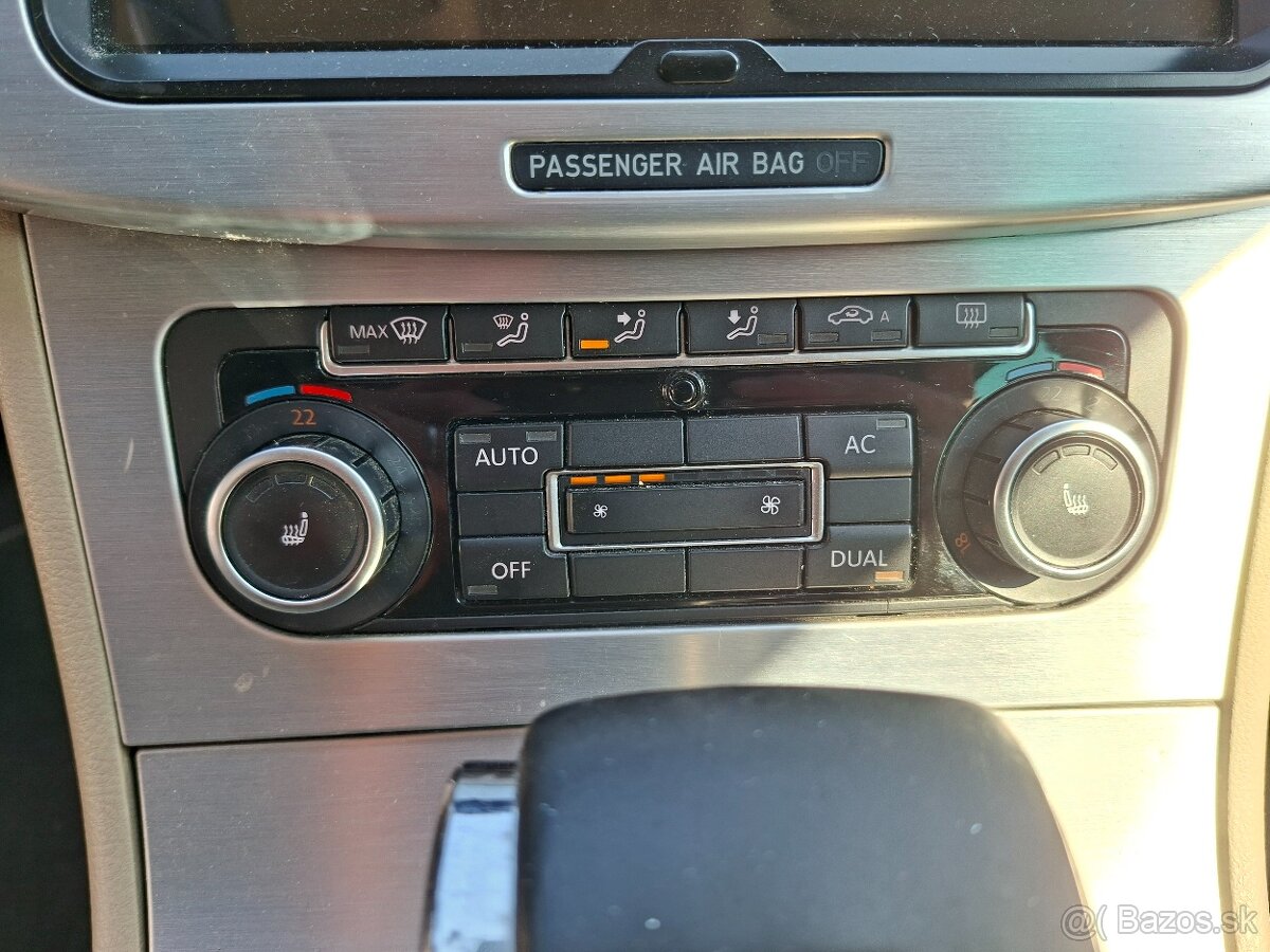 Volkswagen Passat CC - 9