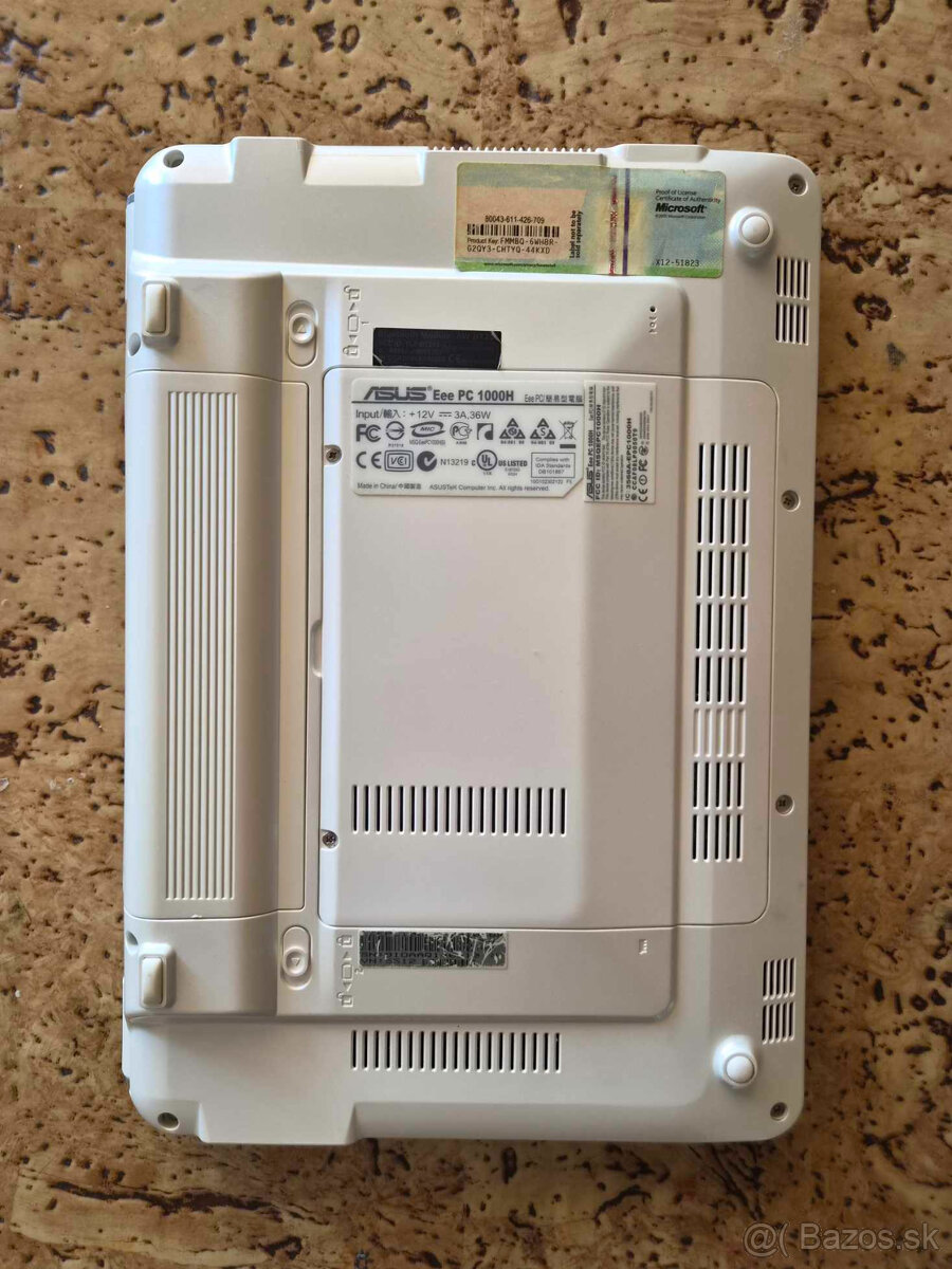 ASUS Eee PC 1000H + taška - 9