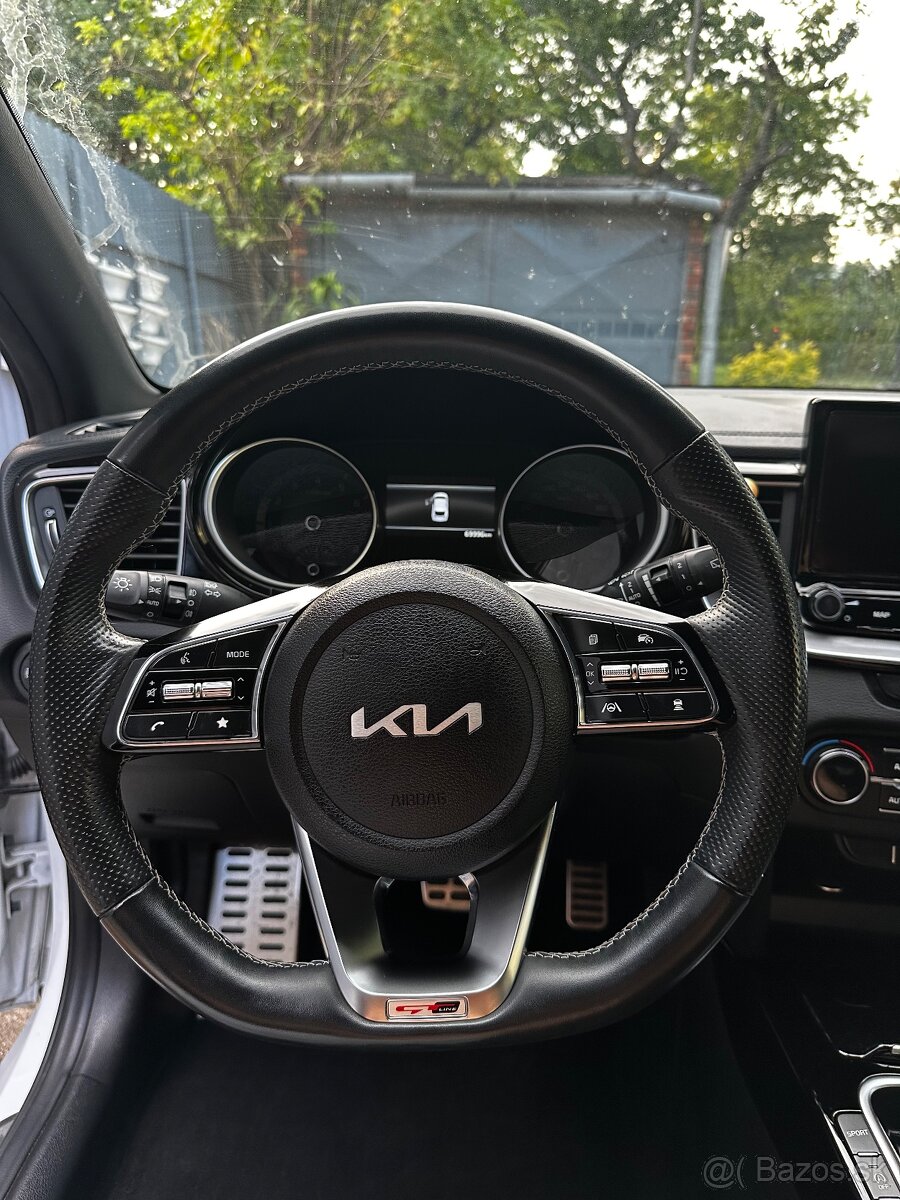 KIA PROCEED 1,5 TGDi - 9