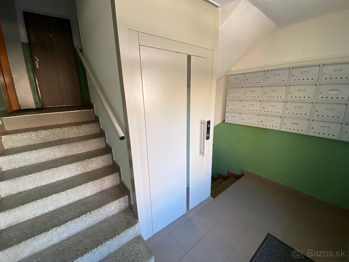 1-izbotvý byt Žilina Vlčince - 9