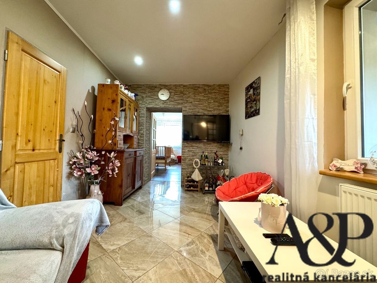 7 IZBOVÝ RODINNÝ DOM, POZEMOK 2717M2, PRIETRŽ, okr. SENICA - 9