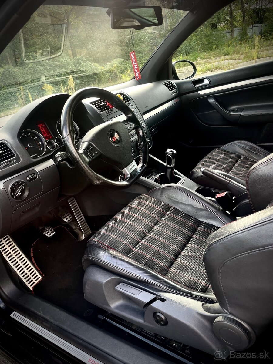 Volkswagen Golf V GTI Edition 30 - 9