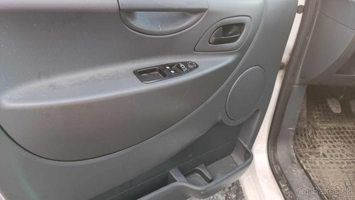 Citroën Jumpy 1,6Hdi Klima Koupeno v ČR 2015 - 9