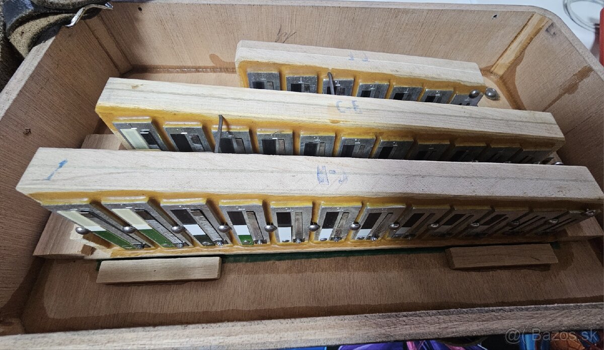 HELIGONKA HOHNER C-F - 9