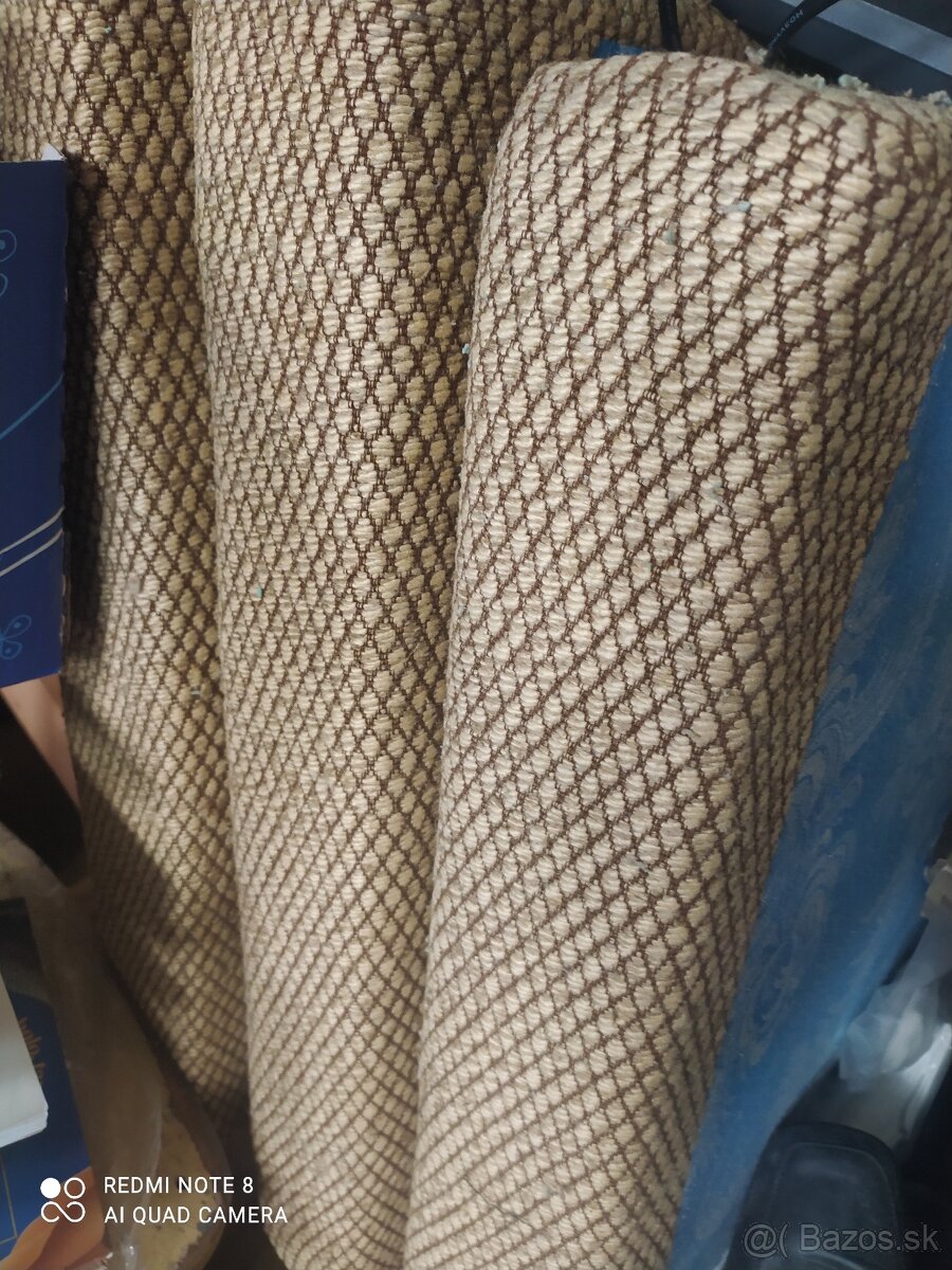 retro pc, telefony, kovova posteľ, matrace - 9