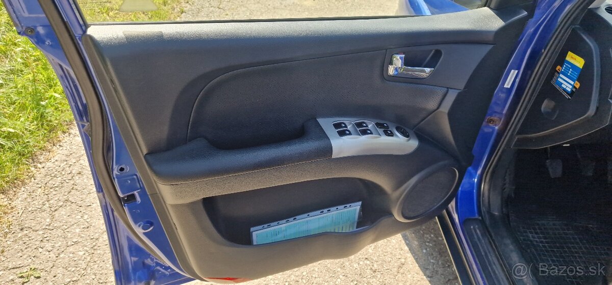 Predám Kiu SPORTAGE 2006 - 9