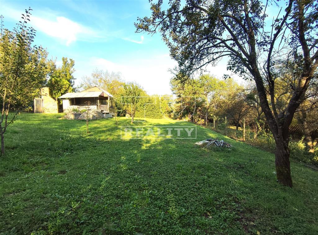 VÝHRADNE Pozemok s chatkou, Prešov, časť Kalvária, 950 m2 - 9