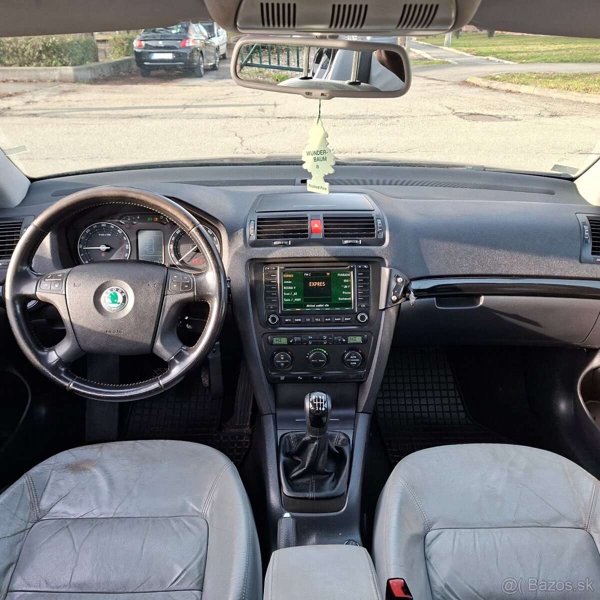 Škoda Octavia Combi 2.0 TDI Laurint & Klement - 9