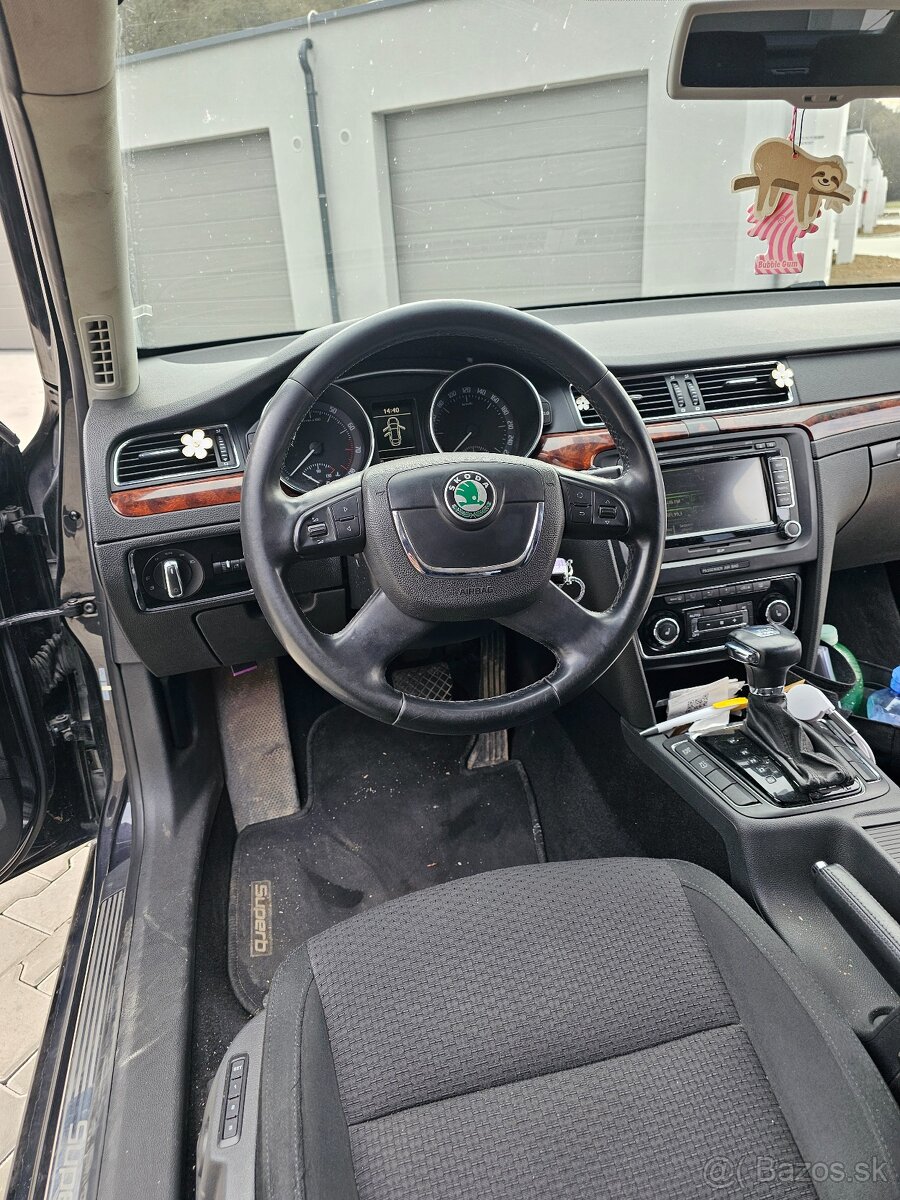 Škoda Superb 2 3.6 - 9