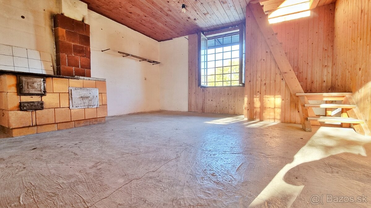 Priestranná murovaná chata s pozemkom 1583 m², Sever-Čičky - 9