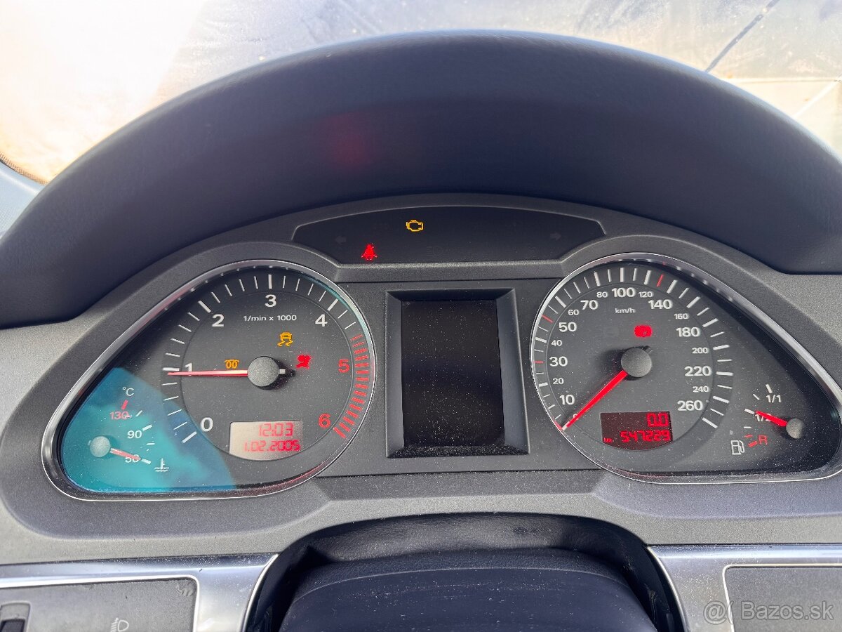 Rozpredam na náhradné diely Audi A6 C6 - 9