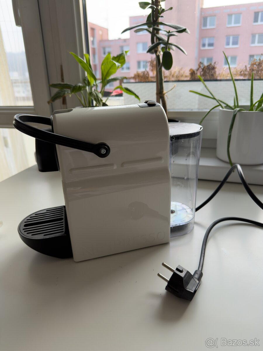 Kávovar - NESPRESSO KRUPS Inissia White XN100110CE - 9