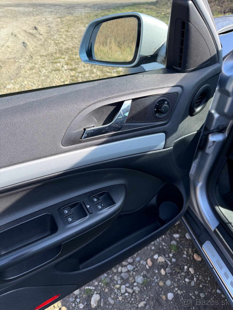 Škoda Octavia Scout - 9