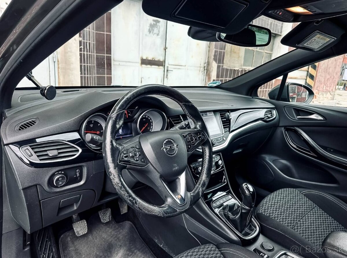 Opel Astra Sport Tourer ST 1.6 CDTI 110k Dynamic - 9