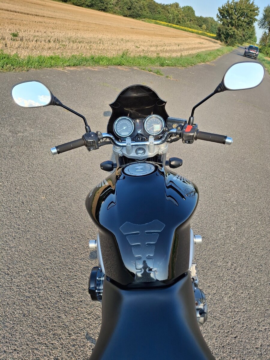 Honda hornet 900 - 9