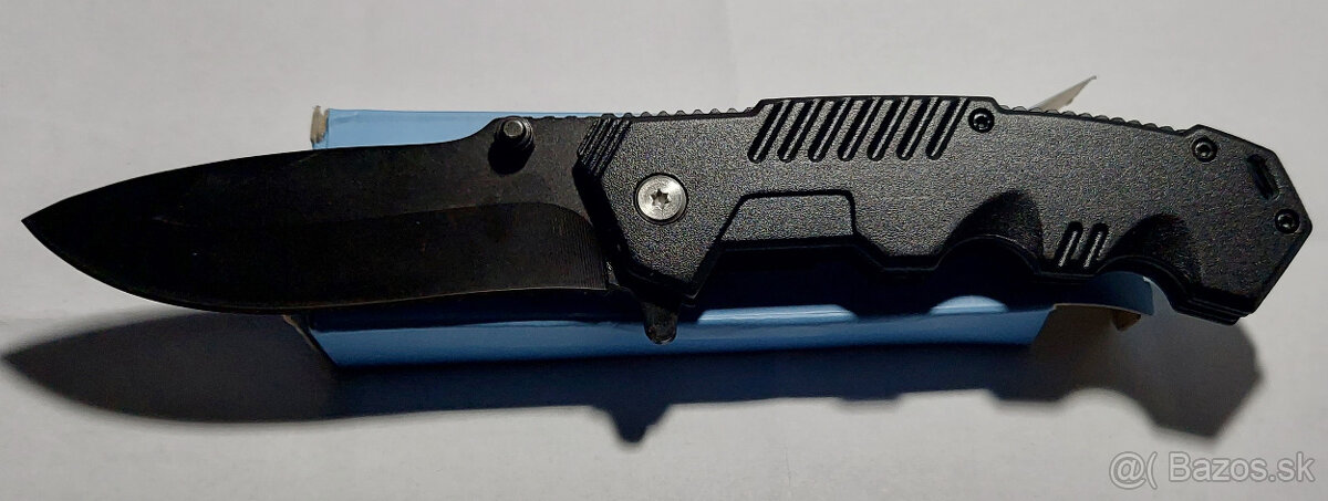 Vreckový nôž s poistkou - 9