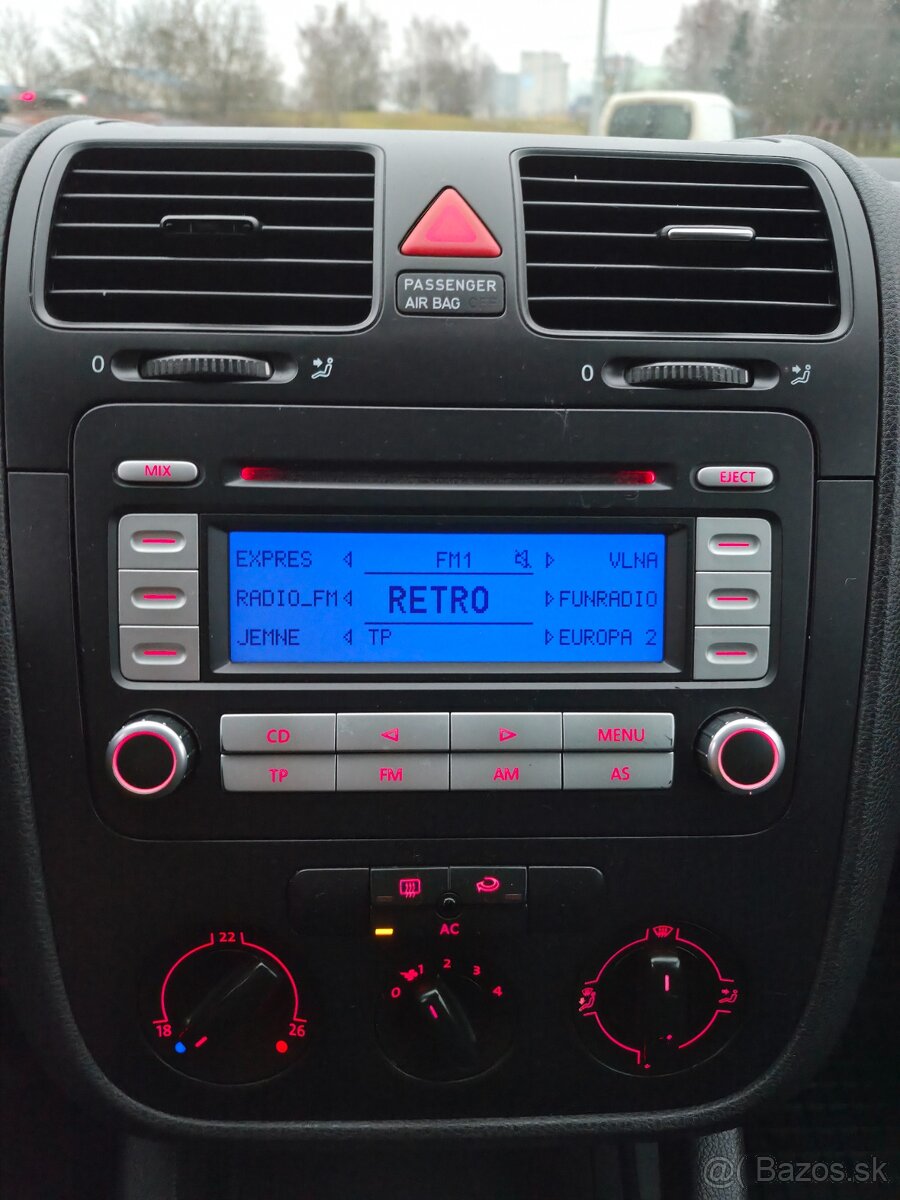 Predám Volkswagen Golf V 1.9 TDI - 9