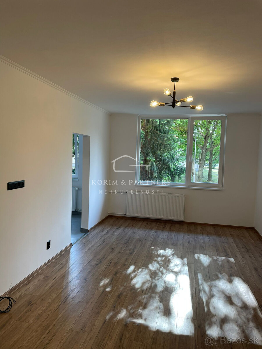 Elegantný, novučičký 3 izbový byt v tichej ulici v Komárne - 9