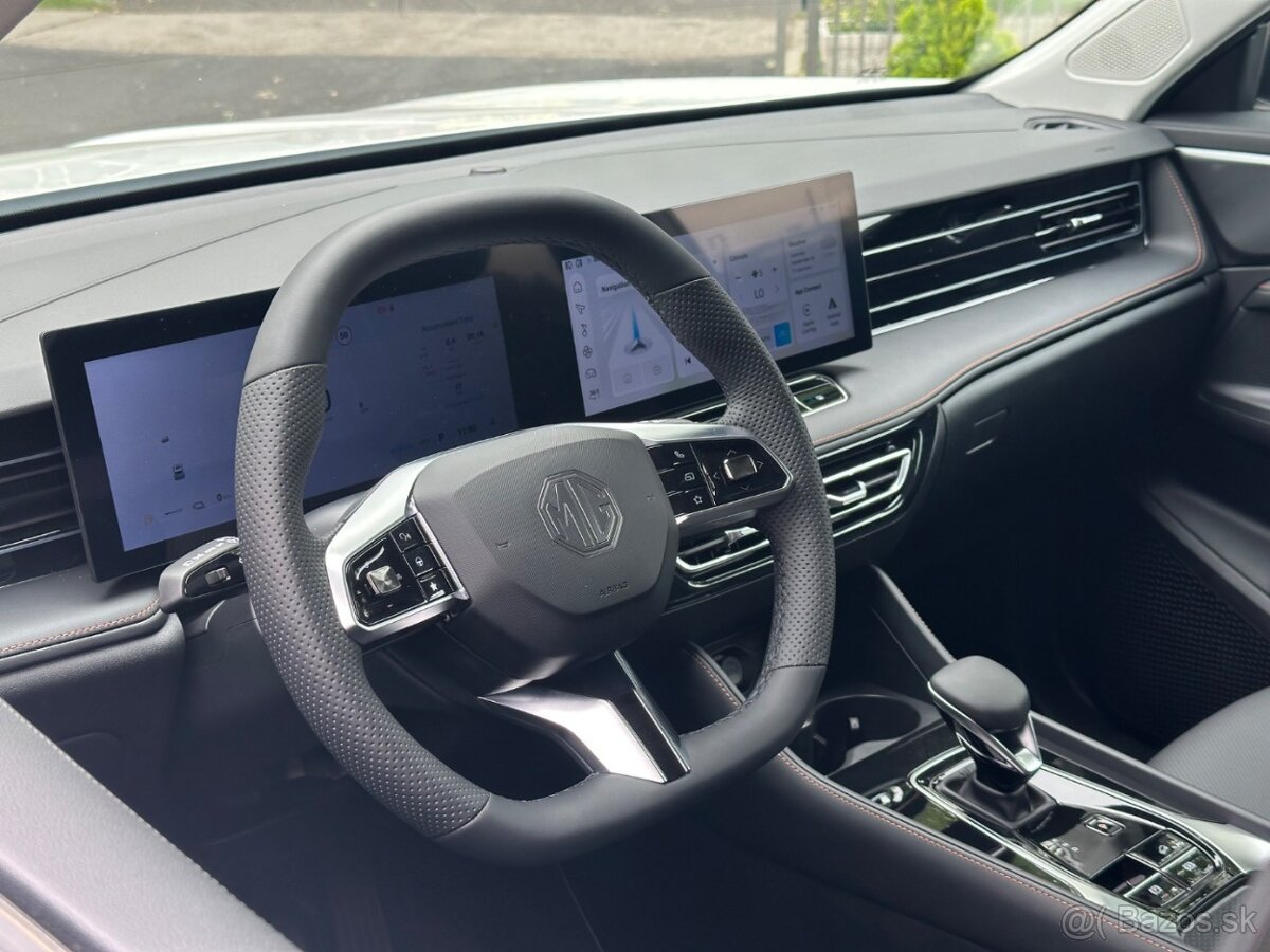 MG HS PLUG-IN HYBRID EXCLUSIVE - 9