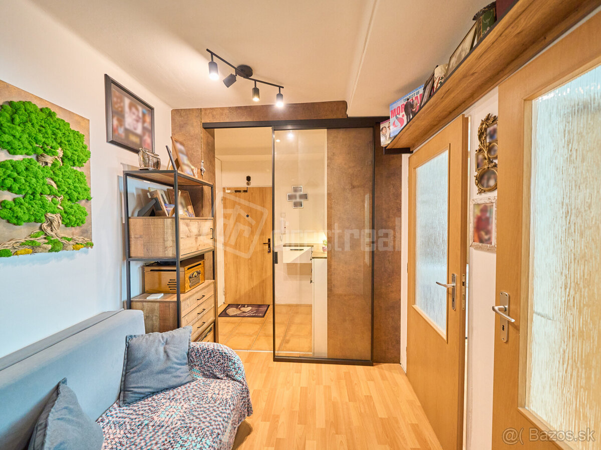 Predaj - 1-izb. - Predaj 1- izbový byt na Sihoti v TN… - 9