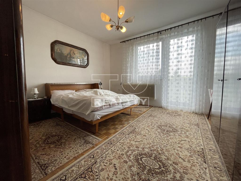 REZERVOVANÉ- Rodinný dom 312 m2 so 738 m2 záhradou vo... - 9