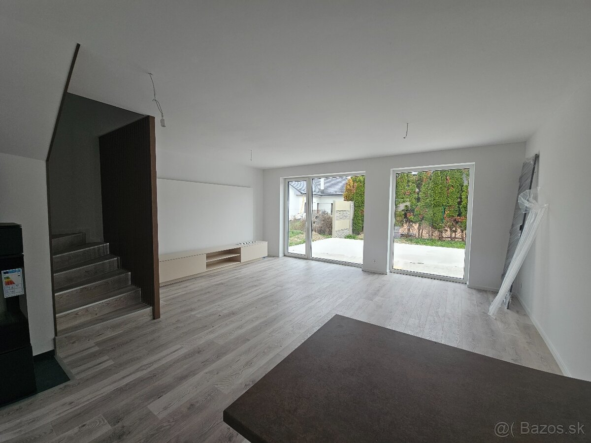 BRATISLAVA NOVOSTAVBA NA PREDAJ BYTY PARKOVANIE A ZÁHRADA - 9
