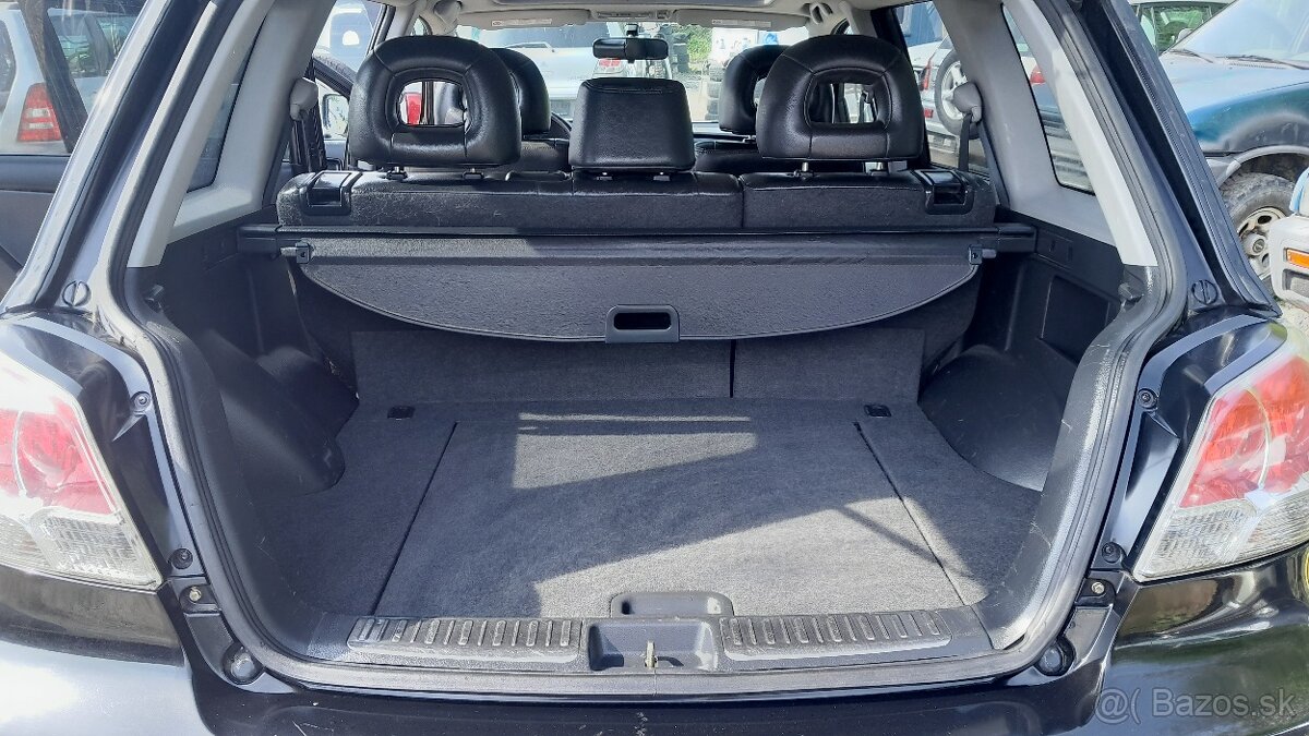 Mitsubishi Outlander 2.0 benzin 4x4 top stav - 9