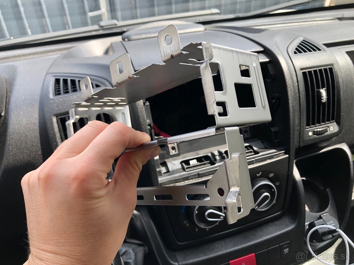 Originál autoradio Peugeot Boxer 2018 - 9