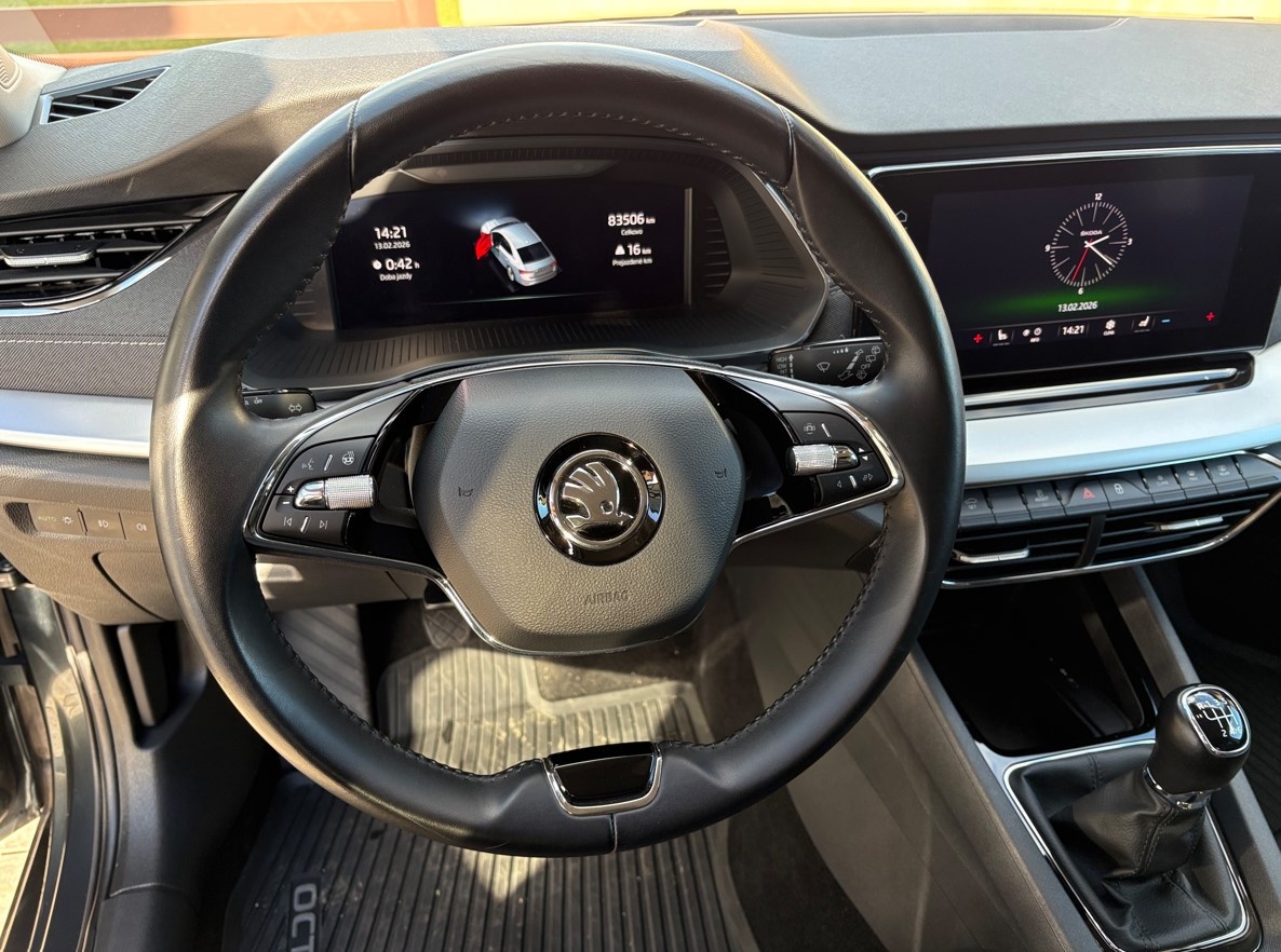 Škoda Octavia 2.0 TDI Style 110kW - 9