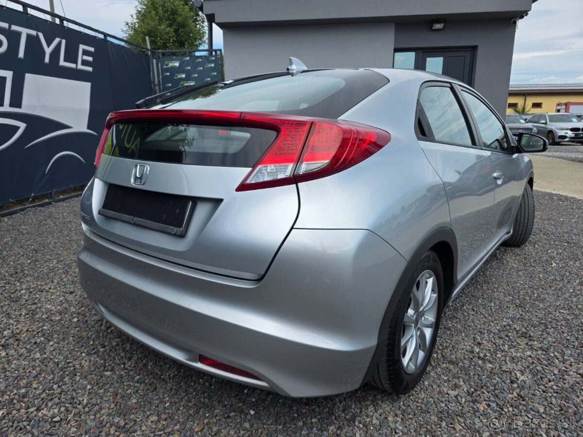 Honda Civic 1.4 i-VTEC Comfort - 9