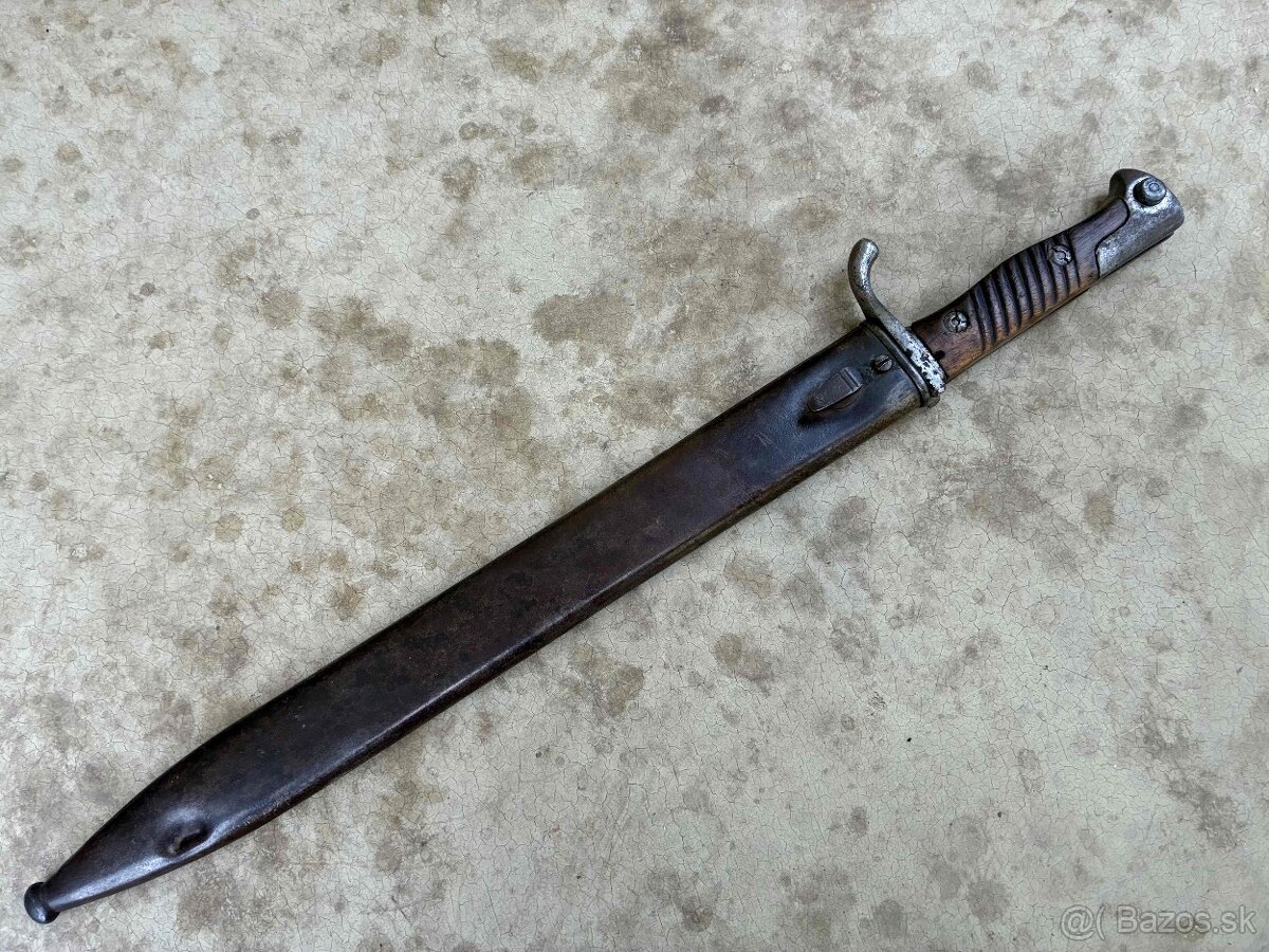 Nemecký bodák 05 s pílkou - 9