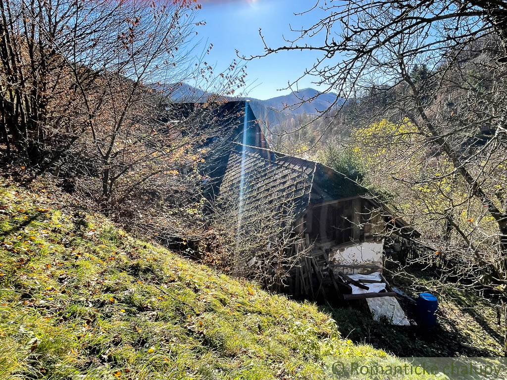 Pôvodný banícky dom s rozľahlým pozemkom – Banská Hodruša - 9