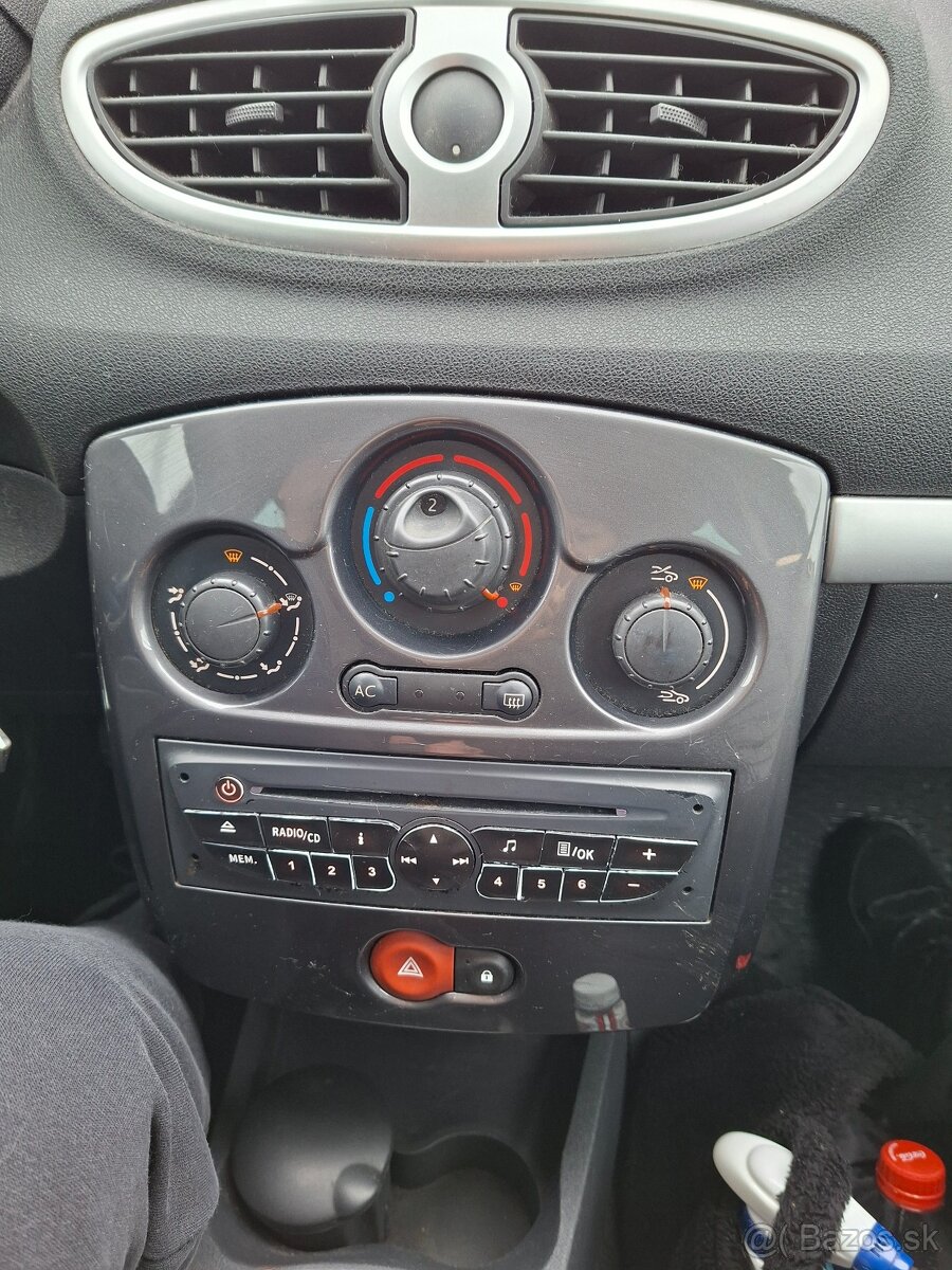 Renault clio grandtour - 9