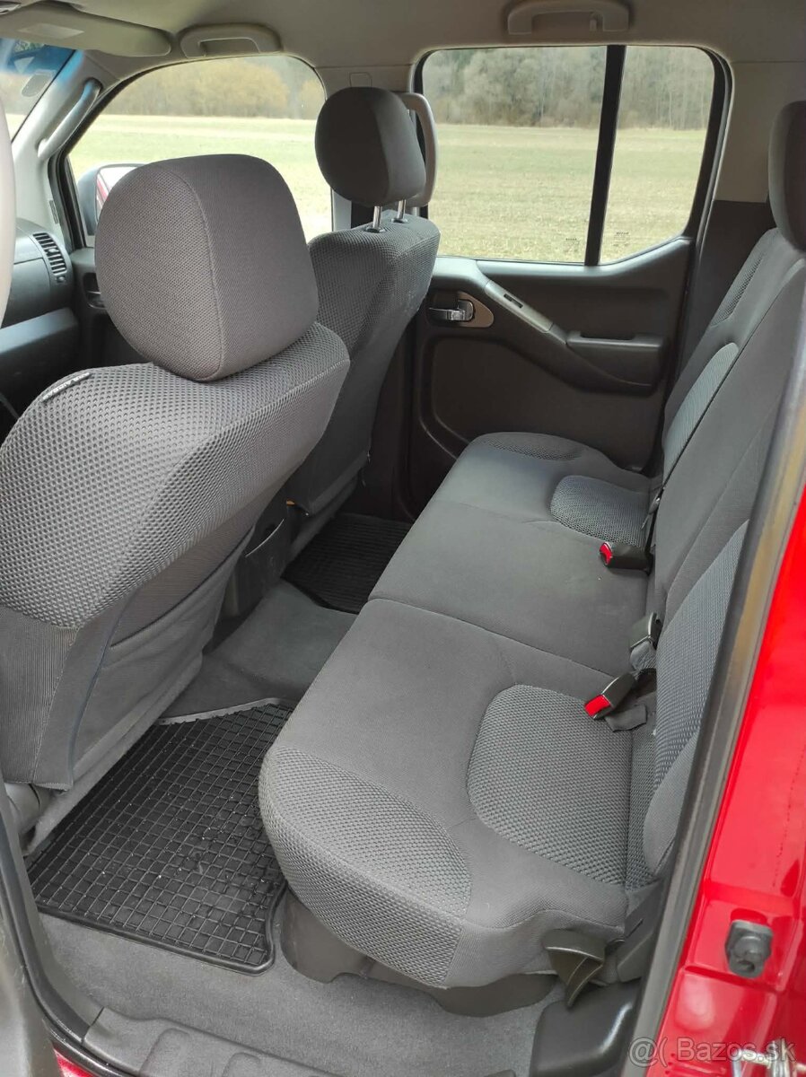 Nissan Navara D40 2.5 DCi 4x4 RV2009 - 9