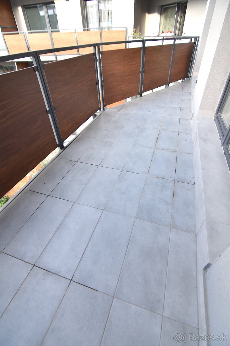 Nezariadený 2izb byt balkón pivnica novostavba centrum Nitra - 9