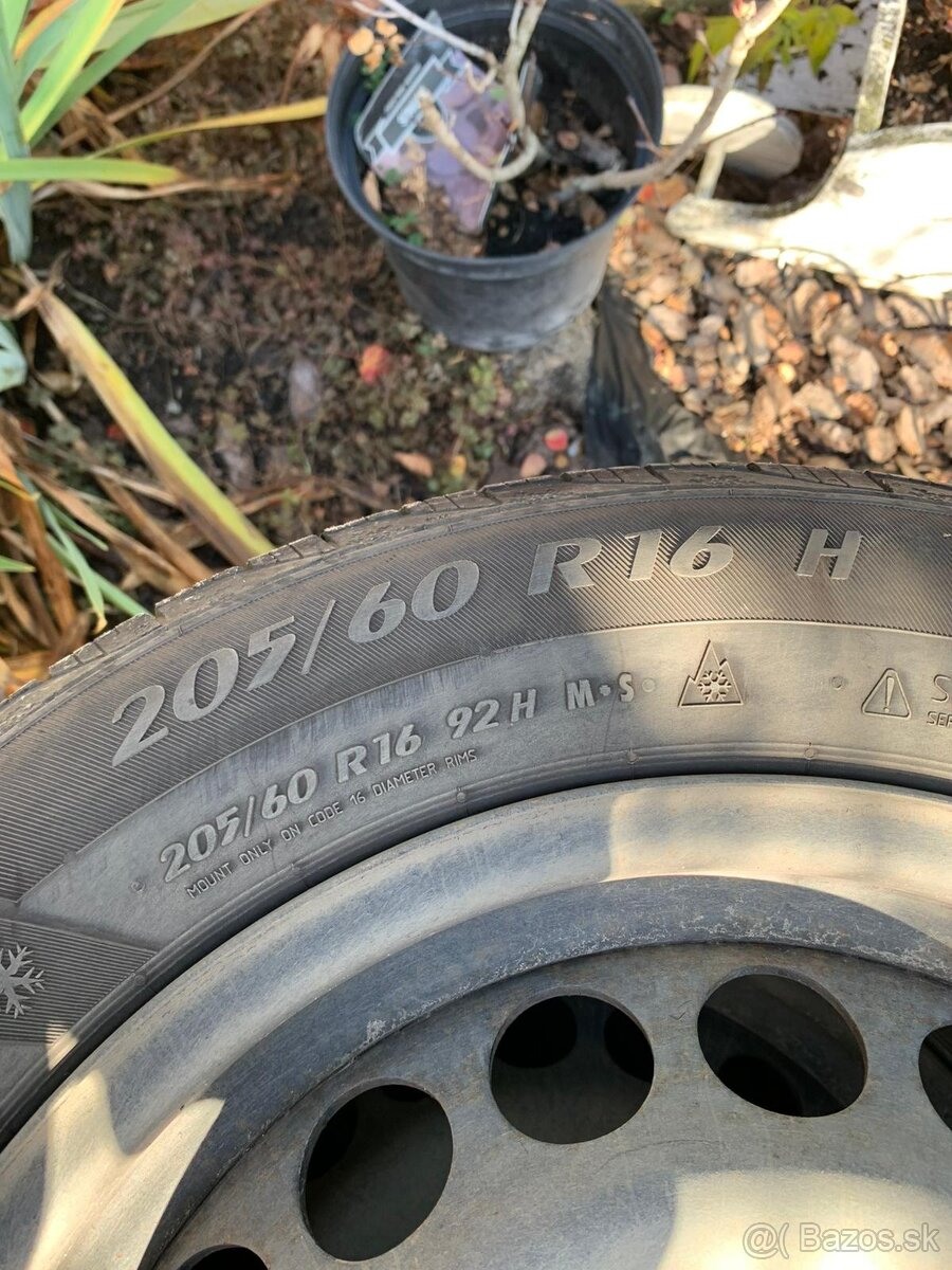 Plechove disky r16 audi vw, zimne gumy 205/60 r16 - 9