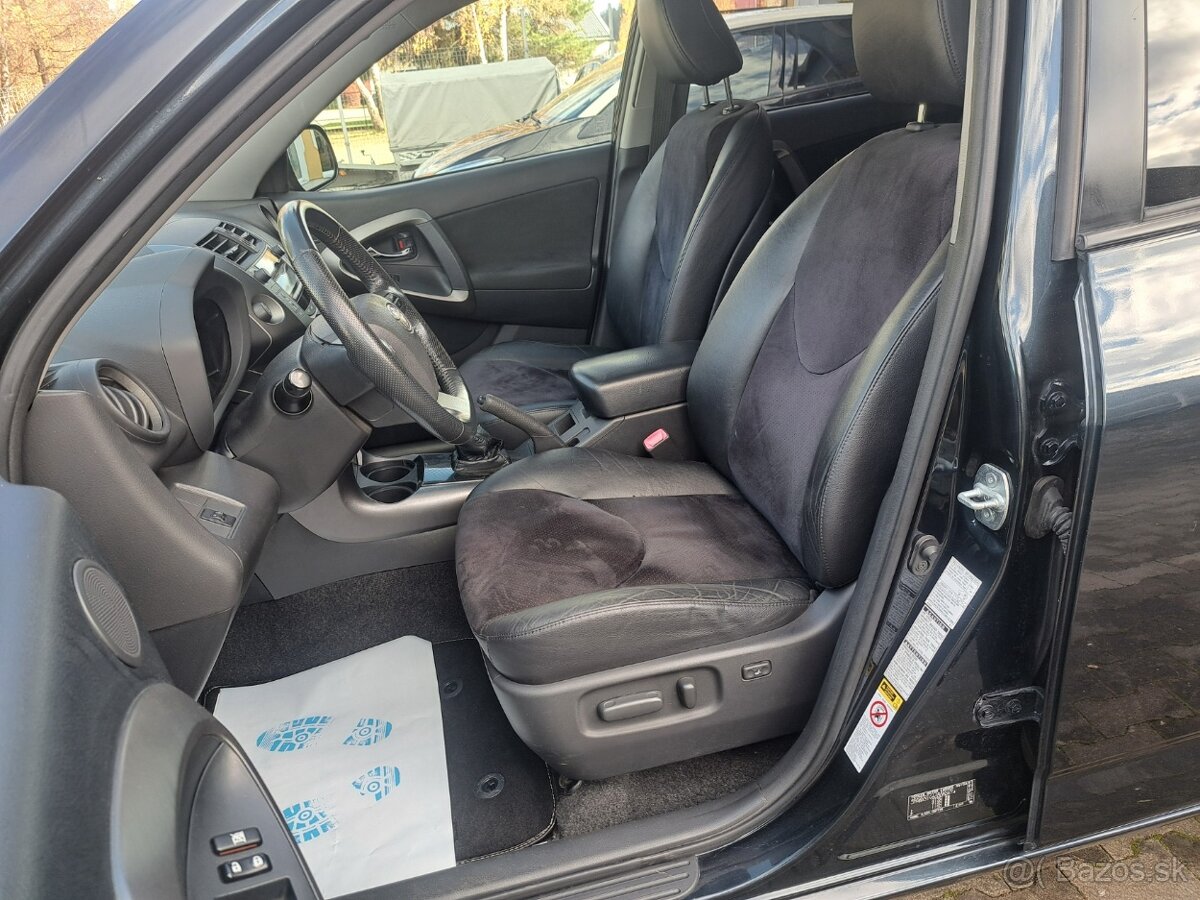 Toyota RAV4 2.2 D-4D 110 kw 4x4 M6 - 9