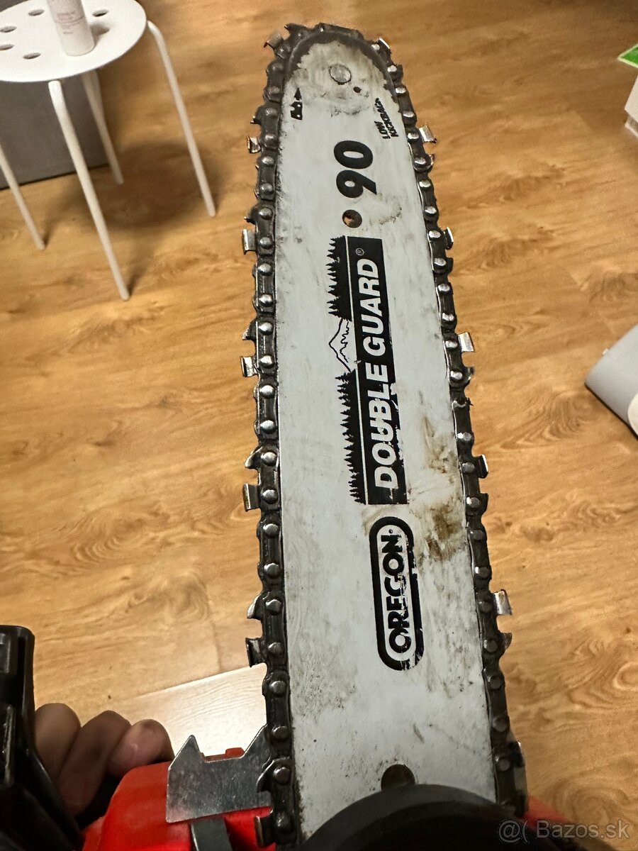 kosacky 2 ks , pila 1 ks, baterie vsetky ks - 9