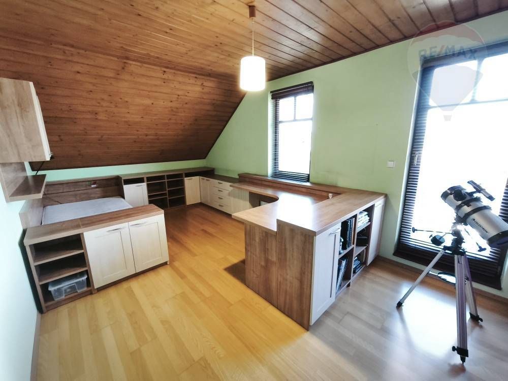 Predaj rodinného domu v Brezne - 9