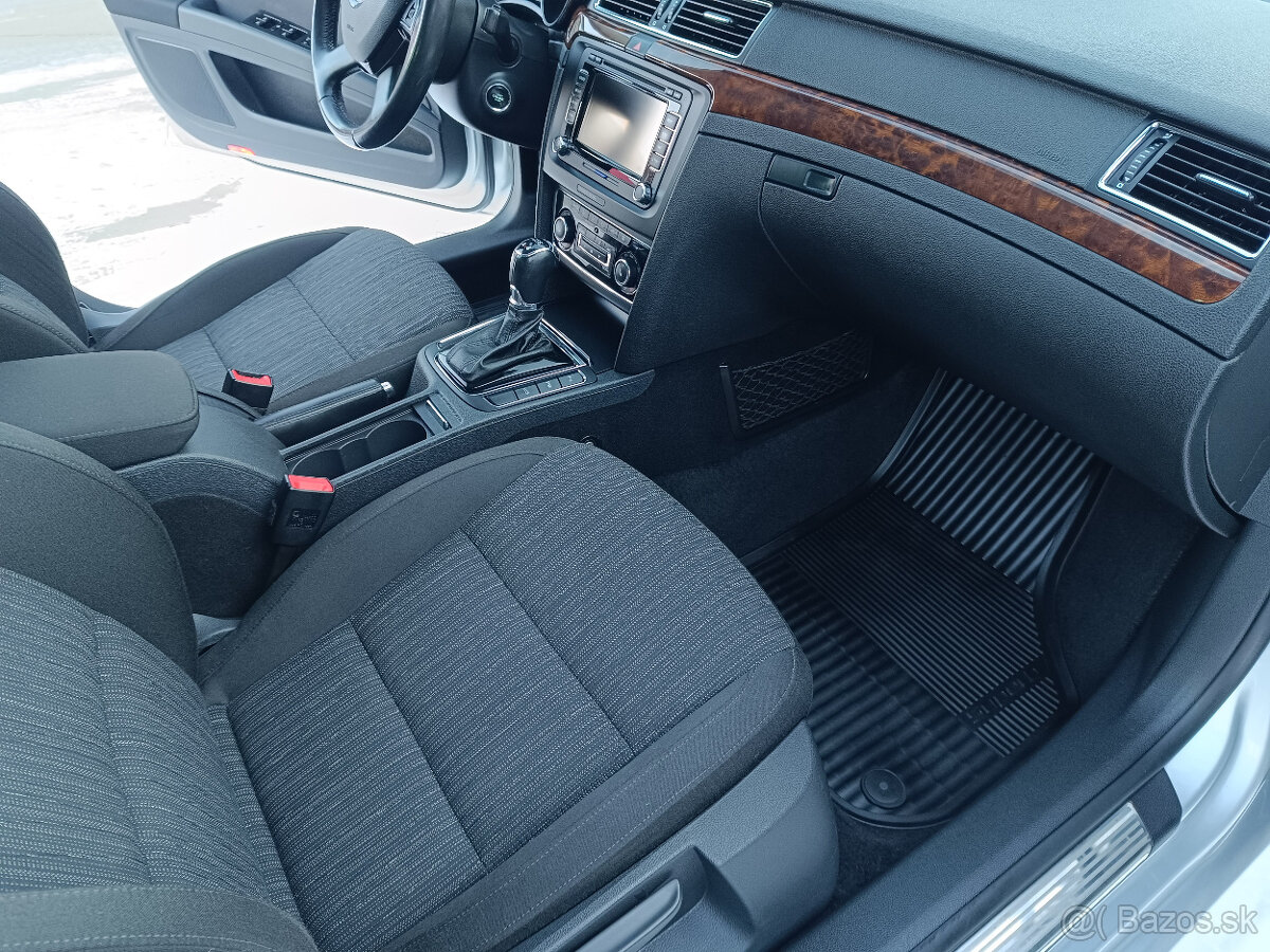 Škoda Superb 2,0 tdi combi, 170 PS, 4X4, DSG, r.v.2013 - 9