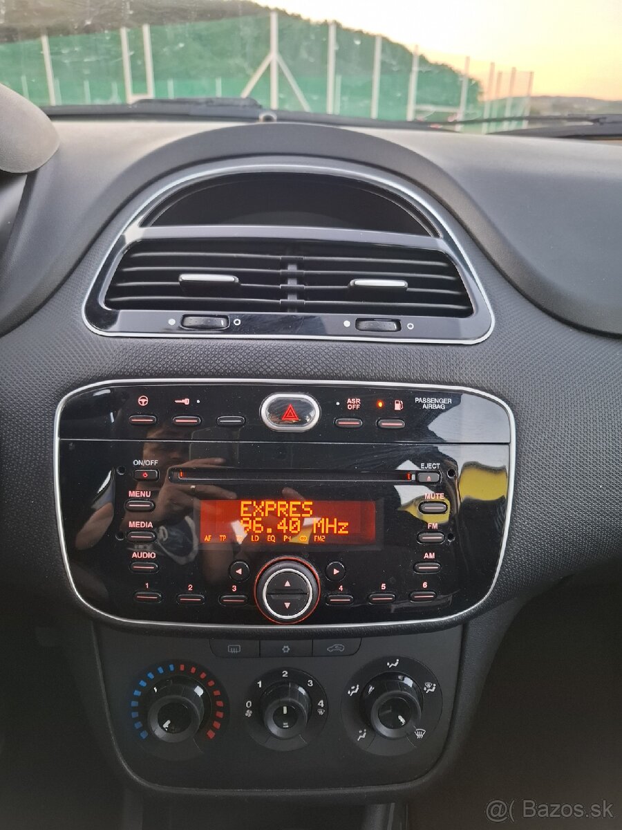 Fiat Grande Punto 1,4 CNG - 9