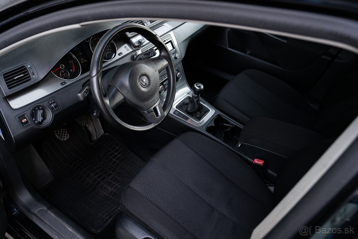 Volkswagen Passat Variant 2010, 2.0 TDi SR vozidlo - 9