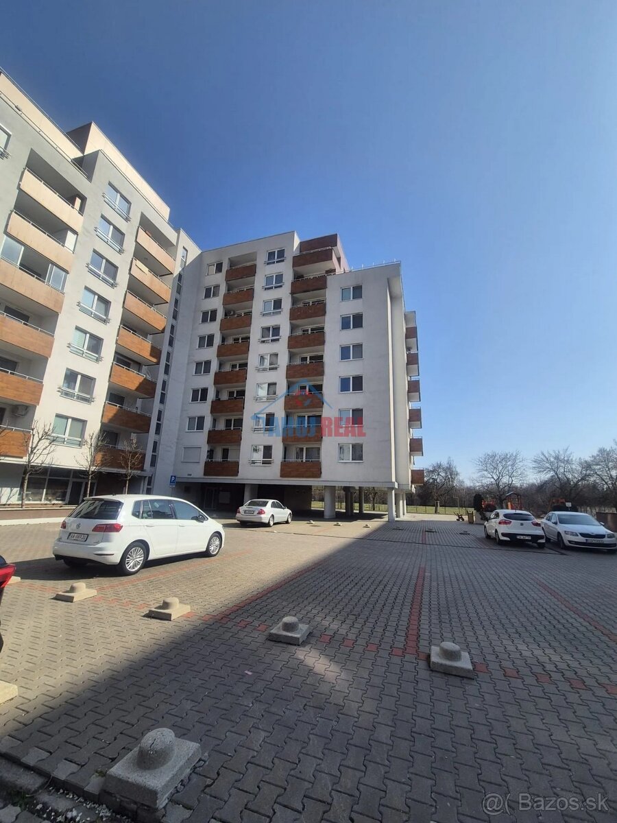 2- IZB BYT v NOVOSTAVBE, PARKING, - 9