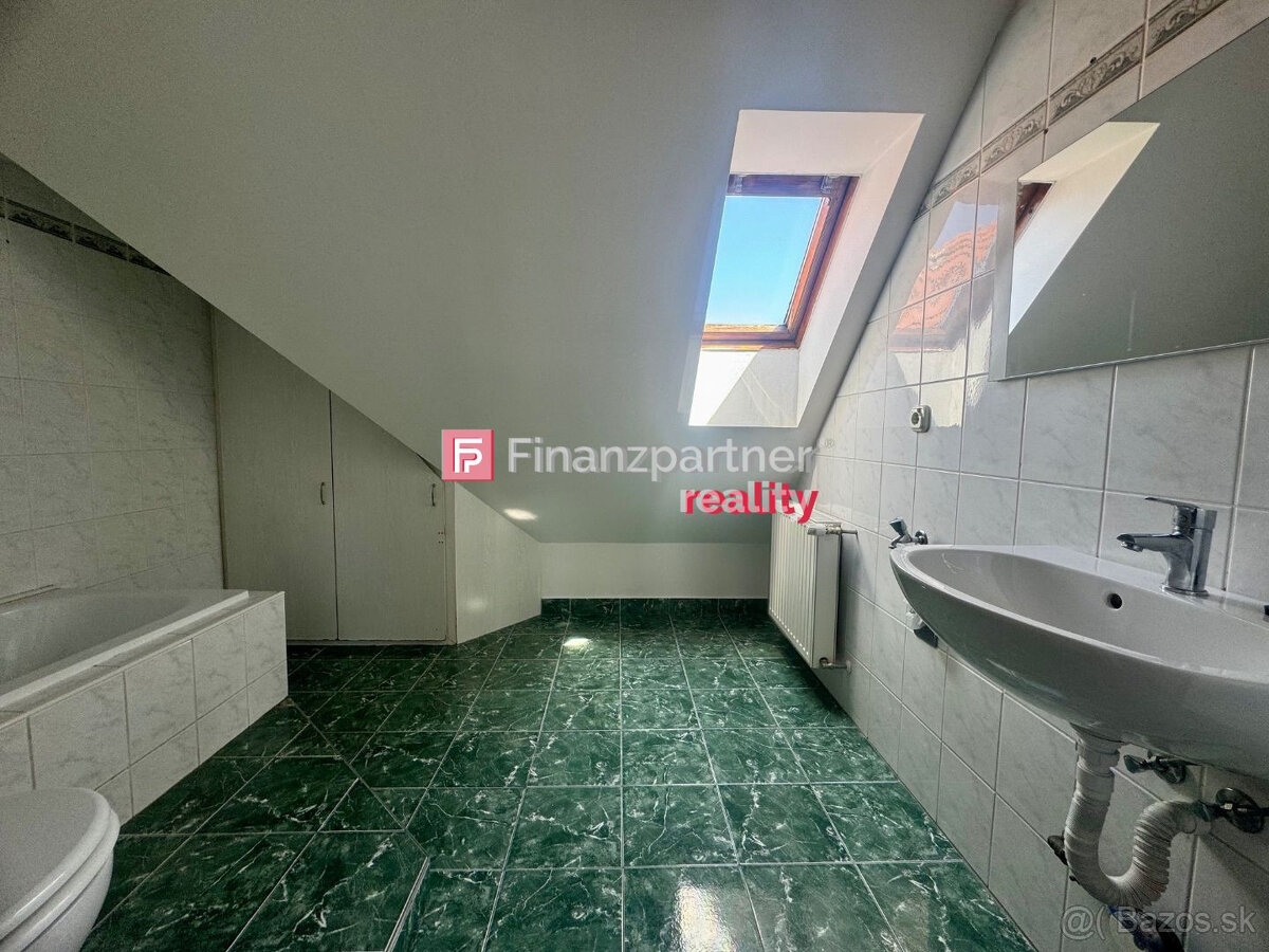 Na predaj sympatický podkrovný byt v meste Mosonmagyaróvár - 9